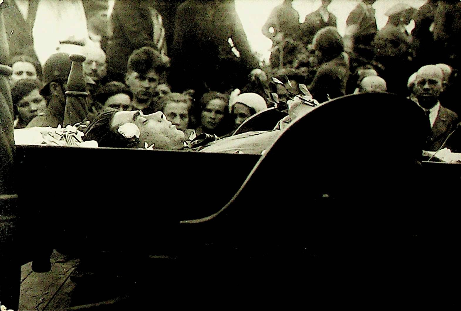 Похорон М. Хвильового, 14.05.1933.  НДФ-7919.jpg